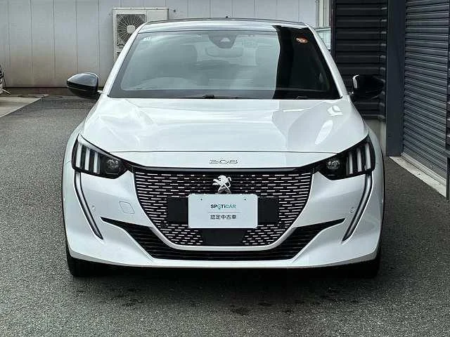 Peugeot E-208 — фото 2