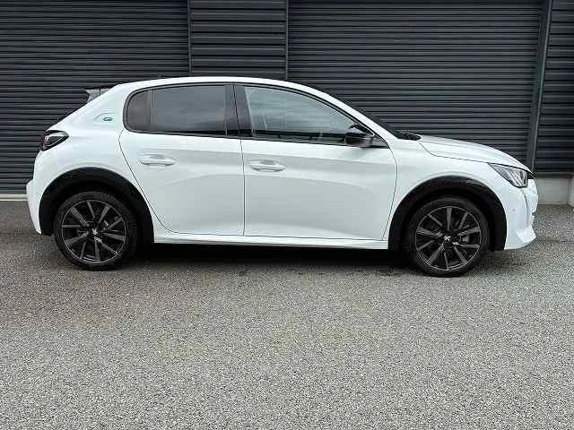 Peugeot E-208 — фото 3