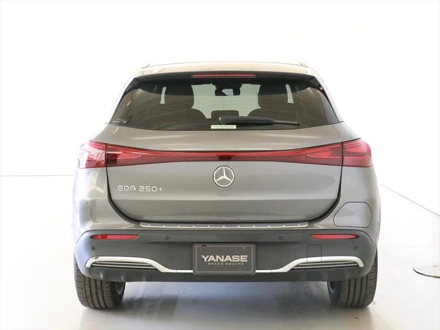 Mercedes-Benz EQA — фото 3
