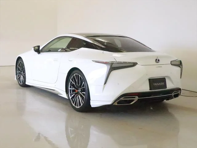 Lexus LC — фото 4