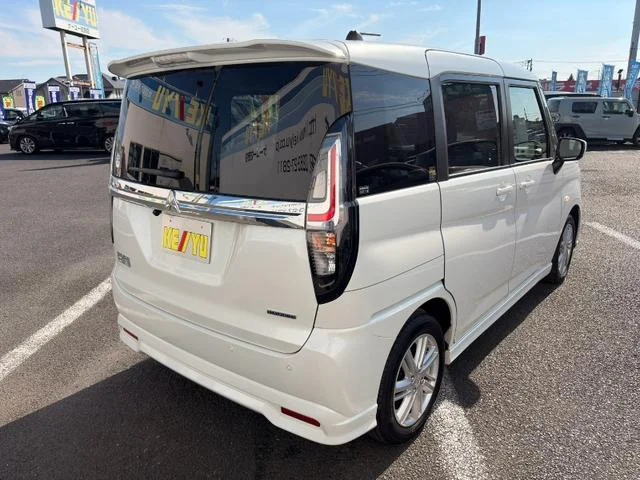 Mitsubishi DELICA D2 — фото 2