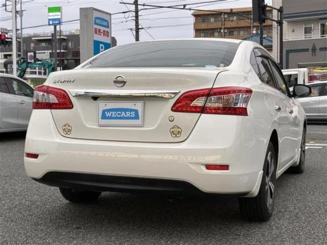 Nissan SYLPHY — фото 3