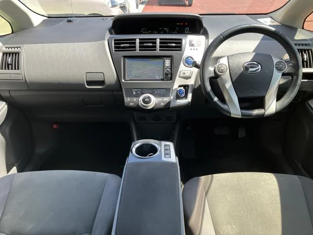 Daihatsu MEBIUS — фото 4