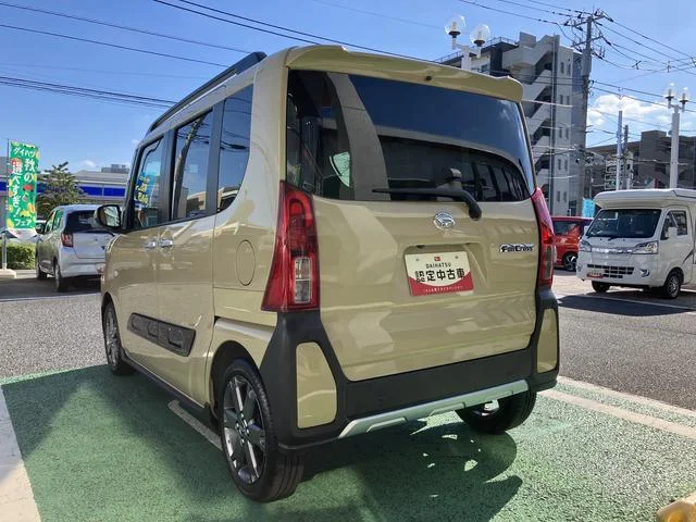 Daihatsu TANTO — фото 6