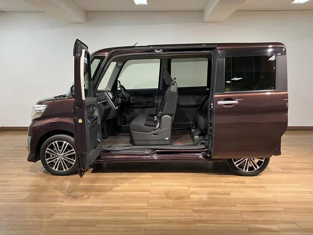 Daihatsu TANTO — фото 4