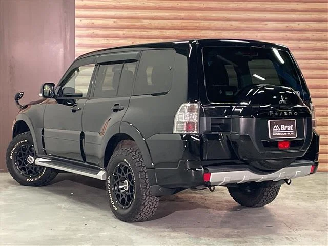 Mitsubishi PAJERO — фото 2