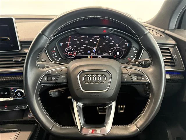 Audi SQ5 — фото 5