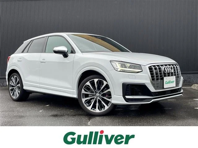 Audi SQ2 — фото 1