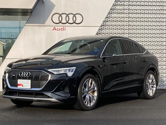 Audi E-TRON SPORTBACK — фото 1