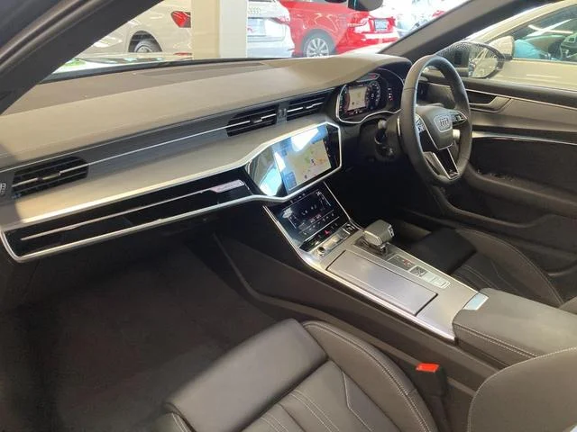 Audi A6 — фото 6