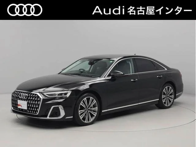 Audi A8 — фото 1