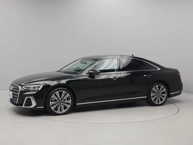 Audi A8 — фото 5