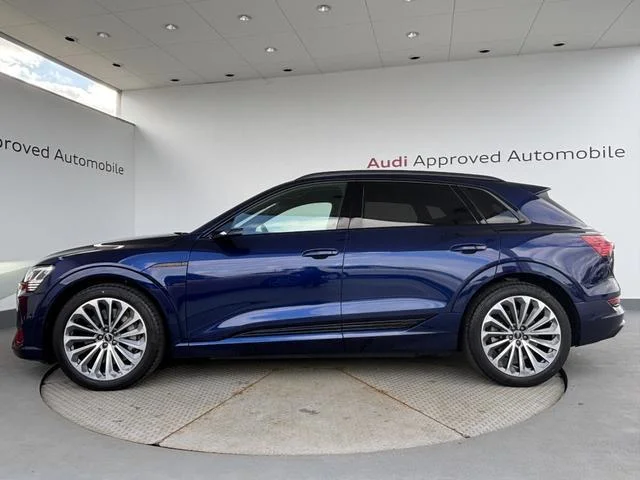 Audi E-TRON — фото 4