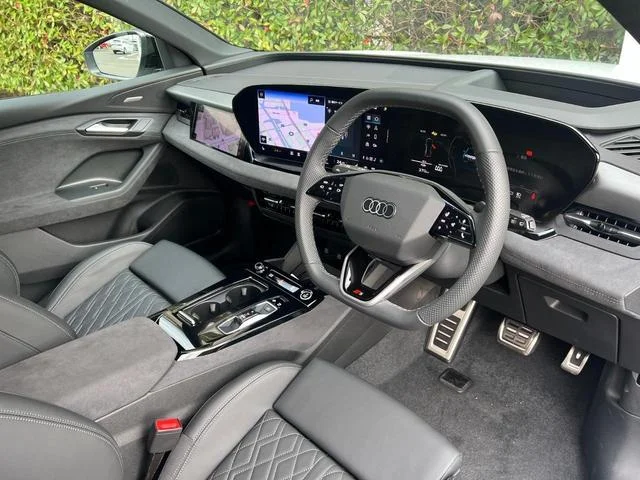 Audi Q6 E-TRON — фото 3