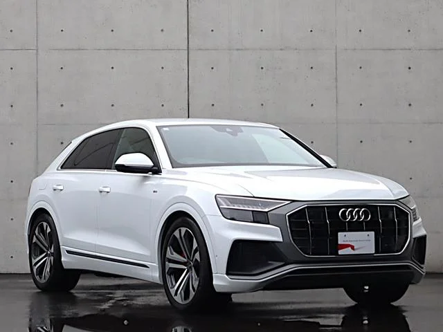Audi Q8 — фото 5