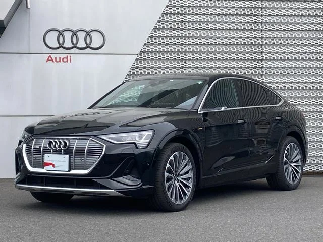 Audi E-TRON SPORTBACK — фото 1