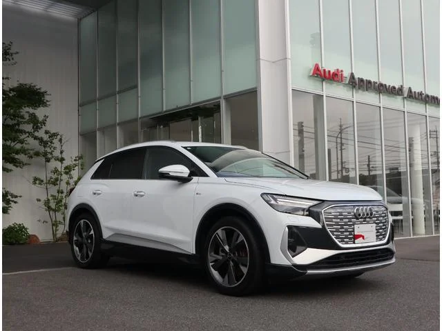 Audi Q4 E-TRON — фото 3