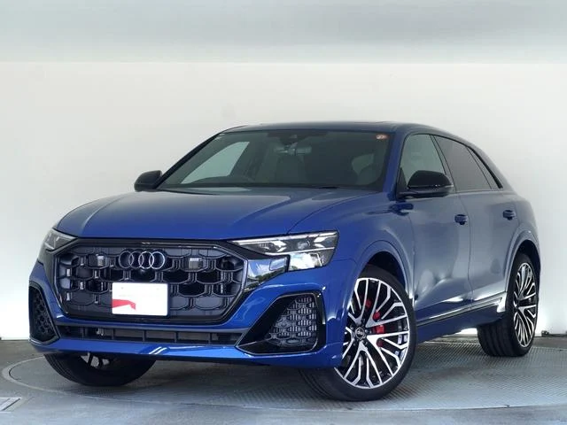 Audi SQ8 — фото 1