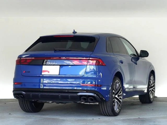 Audi SQ8 — фото 4