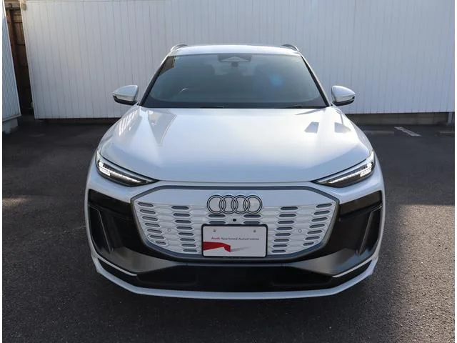 Audi Q6 E-TRON — фото 2