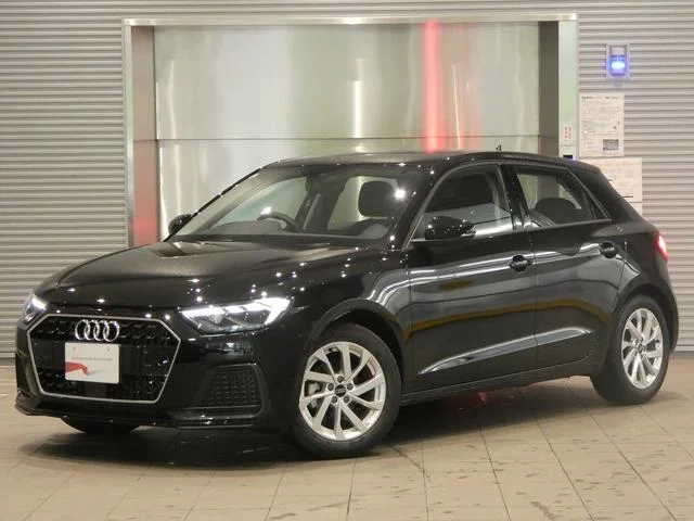 Audi A1 SPORTBACK — фото 1
