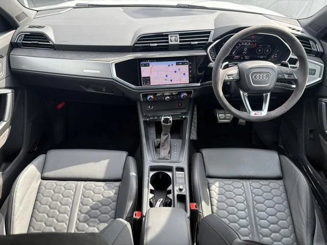 Audi RS Q3 — фото 4