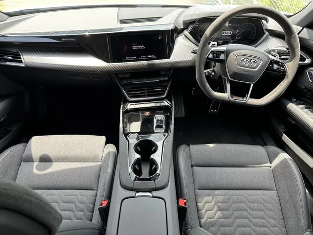 Audi RS E-TRON GT — фото 3