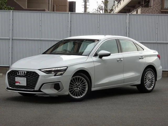 Audi A3 SEDAN — фото 1