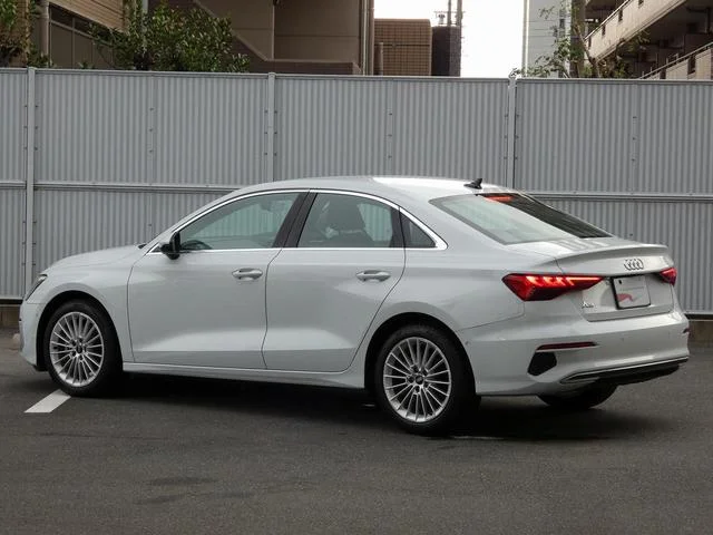 Audi A3 SEDAN — фото 4
