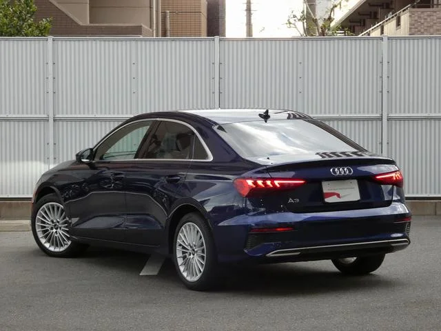 Audi A3 SEDAN — фото 4