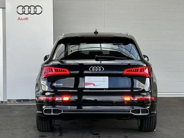Audi SQ5 — фото 6