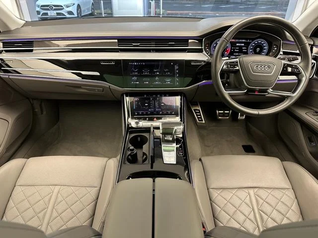 Audi S8 — фото 3