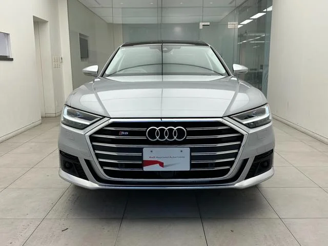 Audi S8 — фото 5