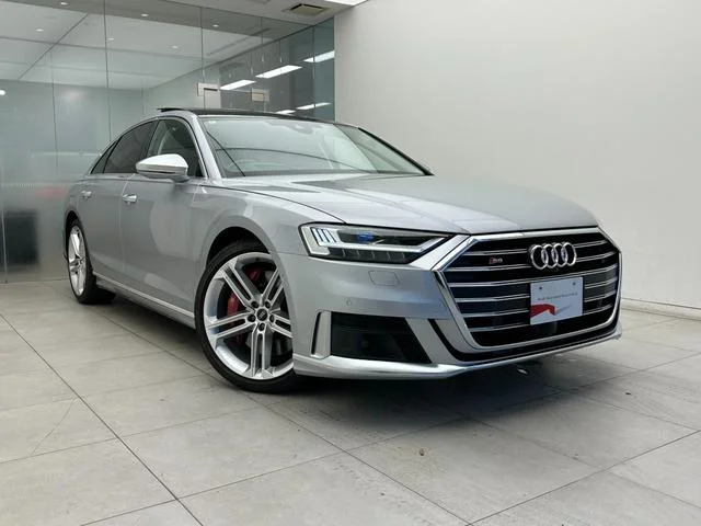 Audi S8 — фото 6