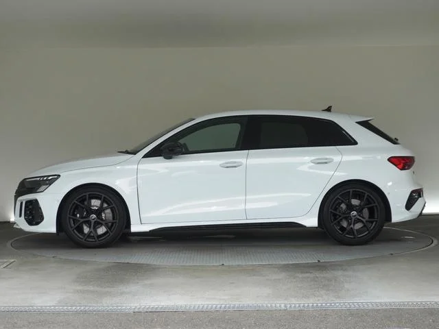 Audi RS3 SPORTBACK — фото 3
