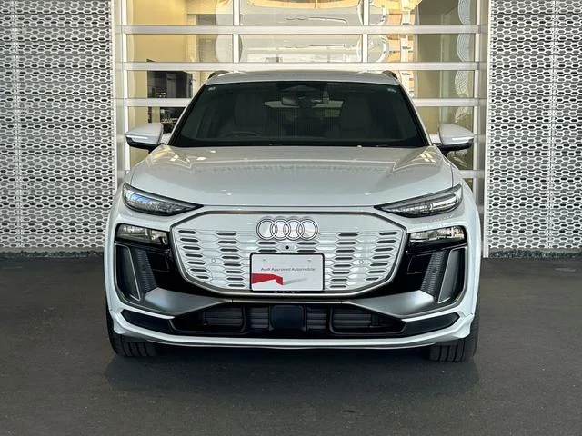 Audi Q6 E-TRON — фото 1