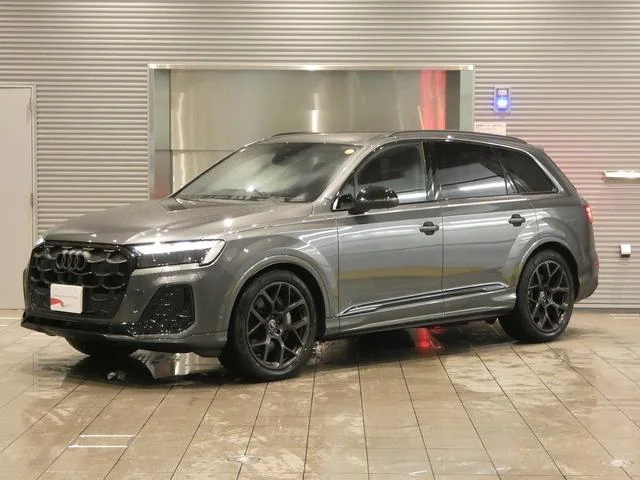 Audi Q7 — фото 1