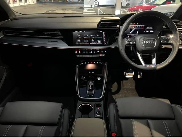 Audi A3 SEDAN — фото 3