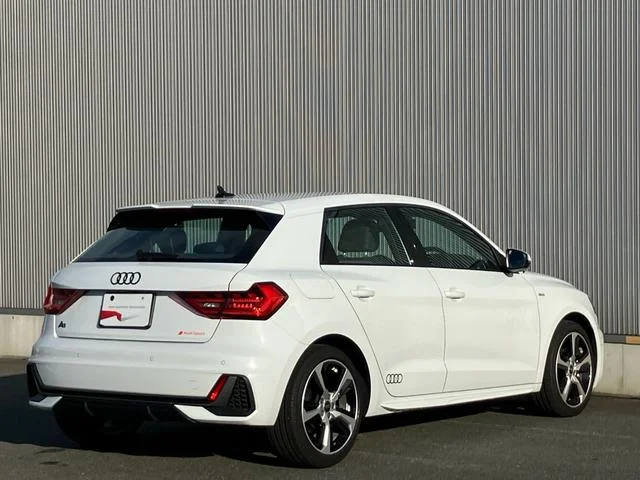 Audi A1 SPORTBACK — фото 4
