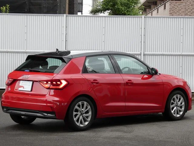 Audi A1 SPORTBACK — фото 5