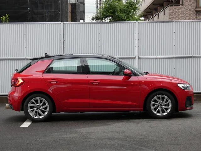 Audi A1 SPORTBACK — фото 6
