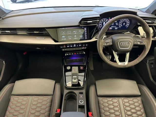 Audi RS3 SPORTBACK — фото 3