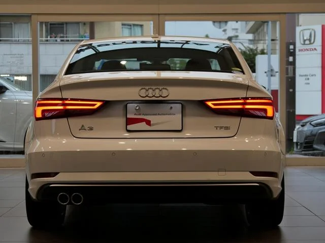 Audi A3 SEDAN — фото 6