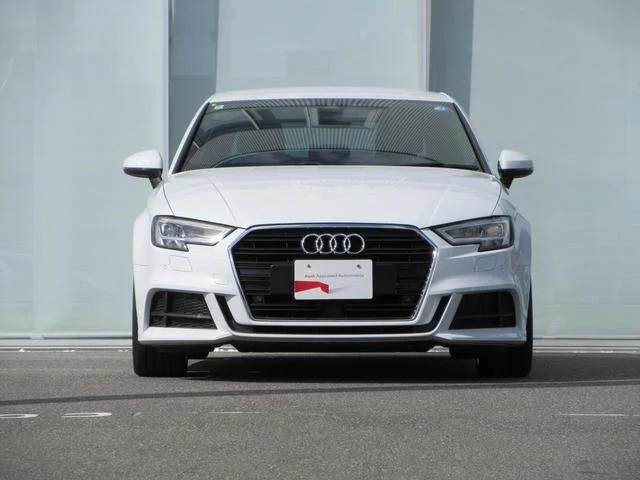 Audi A3 SEDAN — фото 5