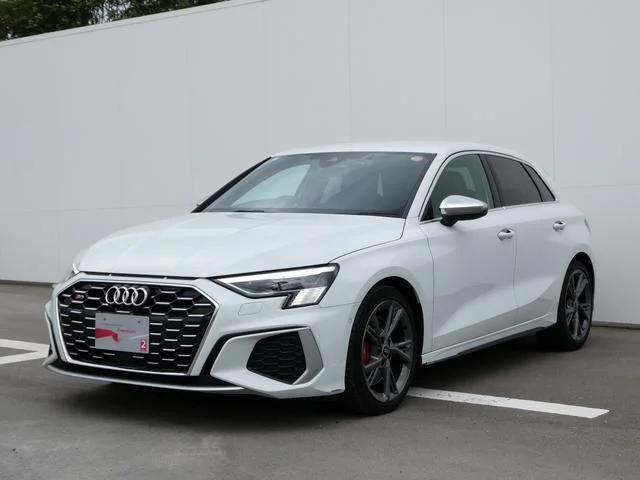Audi S3 — фото 1