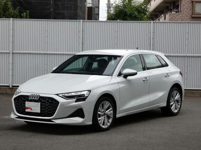 Audi A3 — фото 1