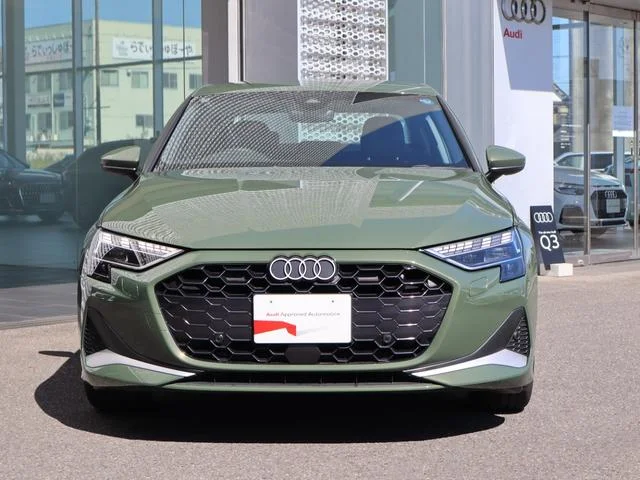 Audi A3 SEDAN — фото 2