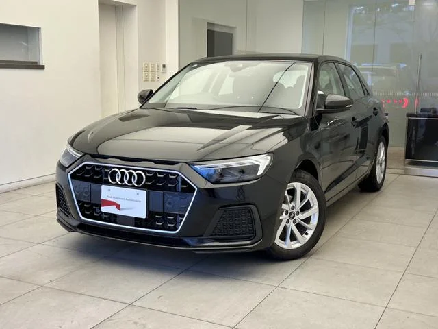 Audi A1 SPORTBACK — фото 1