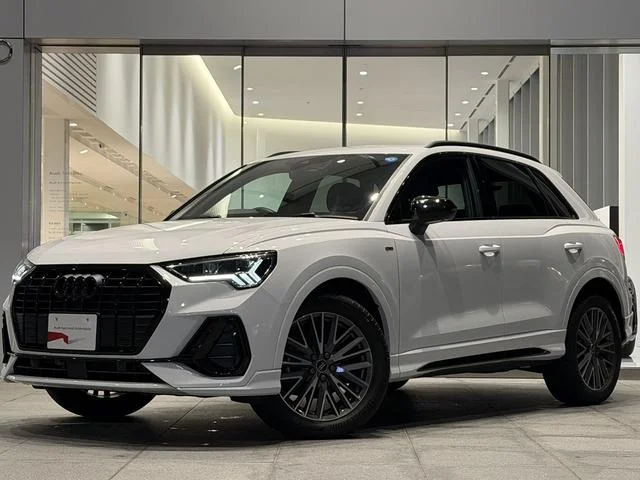 Audi Q3 — фото 1