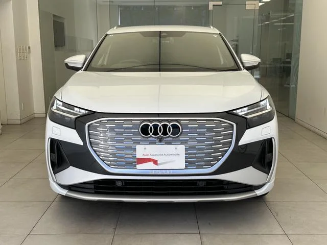 Audi Q4 E-TRON — фото 2